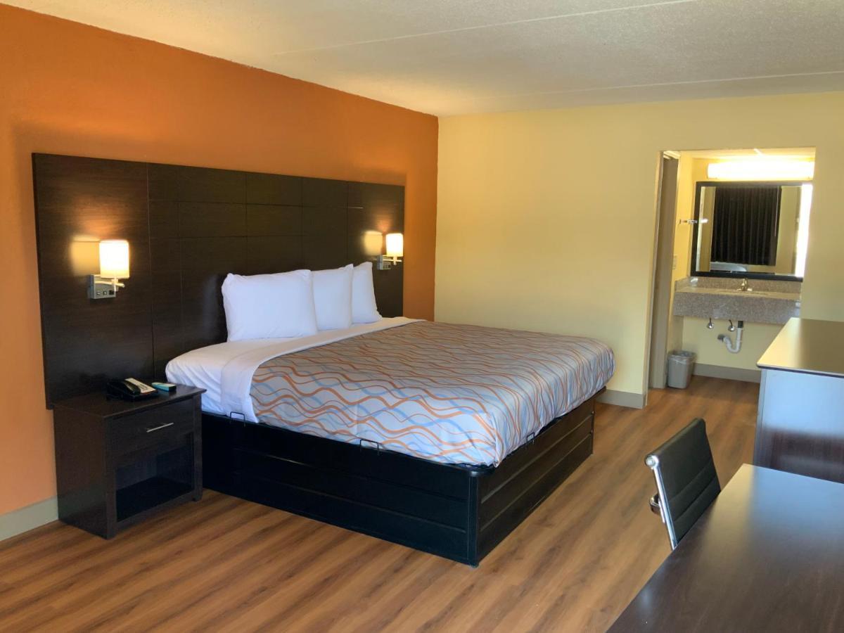 Days Inn By Wyndham Troy Il Esterno foto