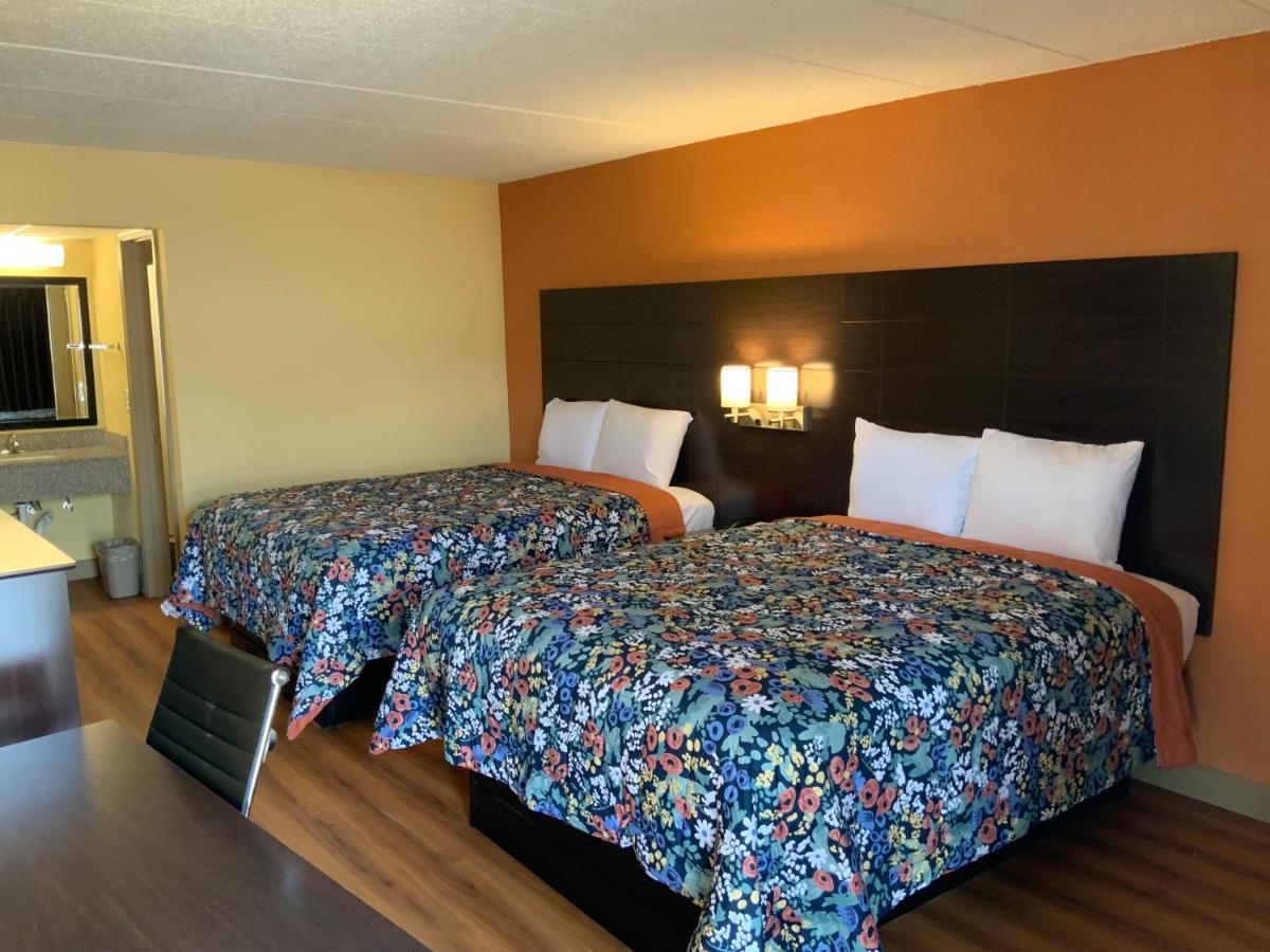 Days Inn By Wyndham Troy Il Esterno foto