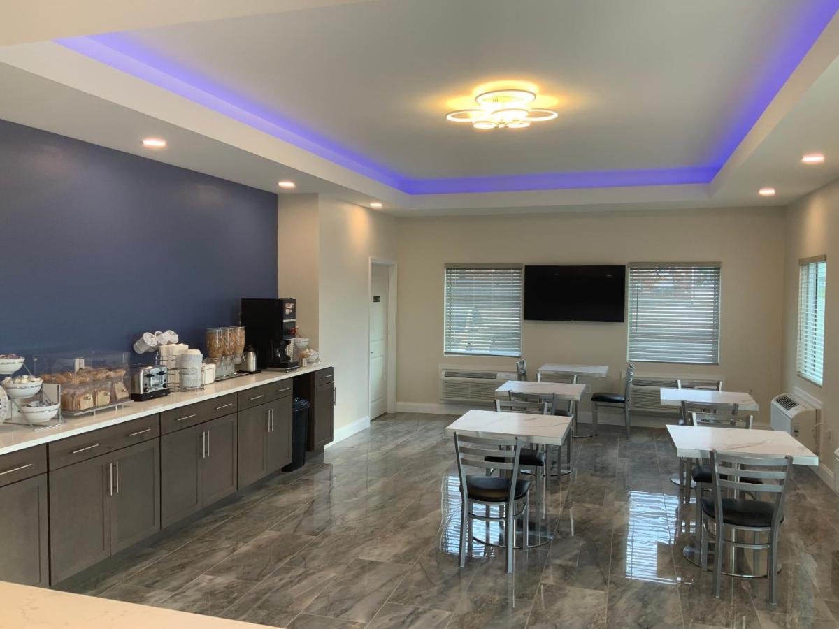 Days Inn By Wyndham Troy Il Esterno foto