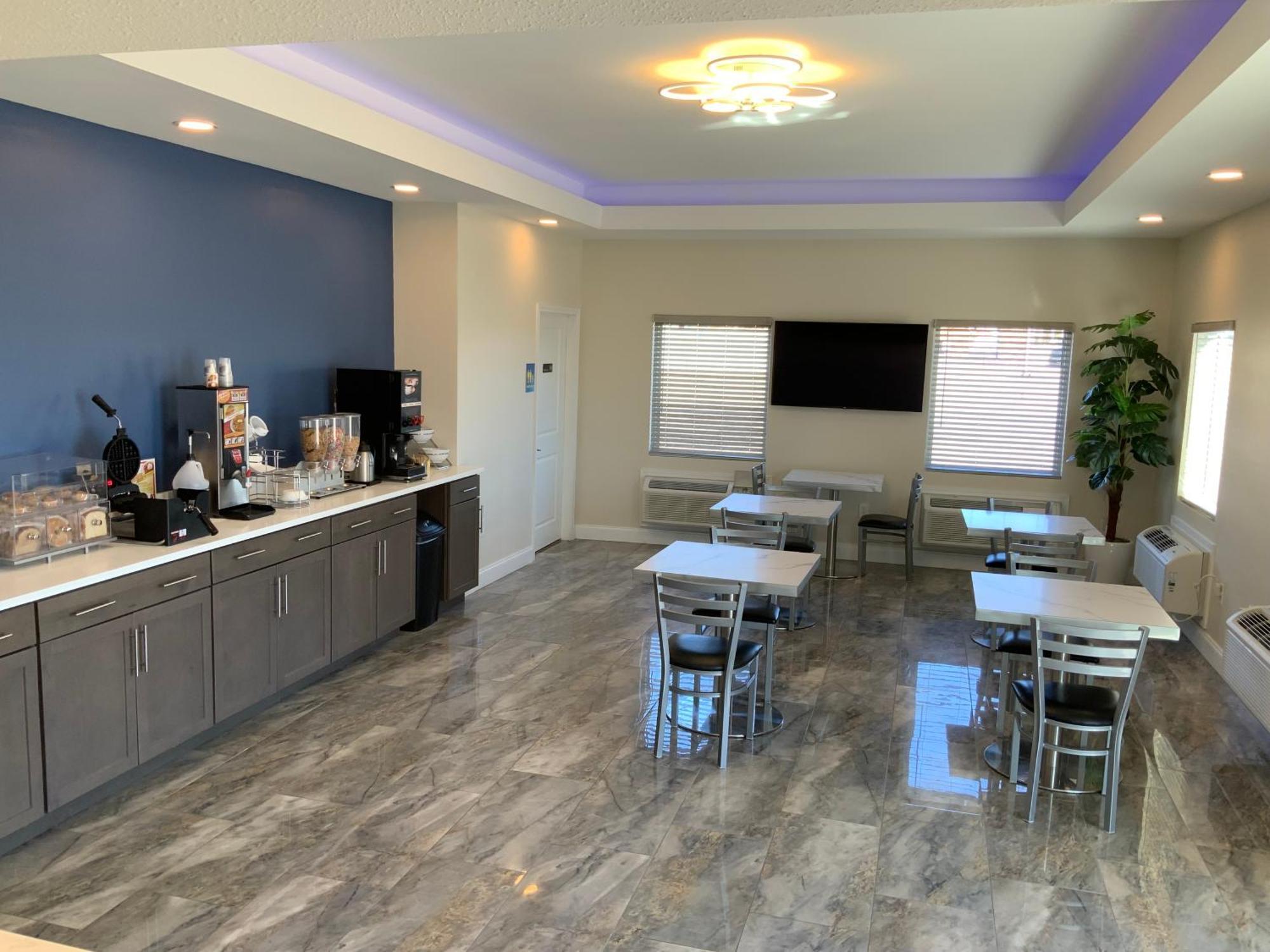 Days Inn By Wyndham Troy Il Esterno foto